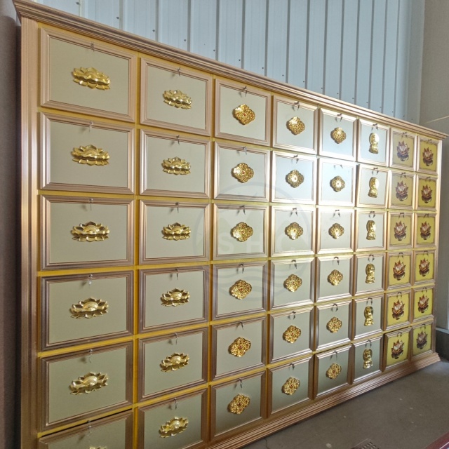 Columbarium Niches with Aluminum Structure for Ash Urn Storage in Columbaria
