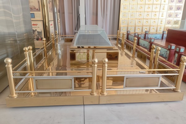 <span style="font-size:20px;"><strong>Elegant Design</strong></span>