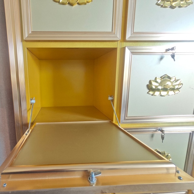 Columbarium Niches with Aluminum Structure for Ash Urn Storage in Columbaria