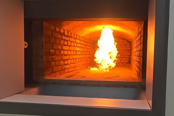 <span style="font-size:18px;"><strong>Structure and Material</strong></span>